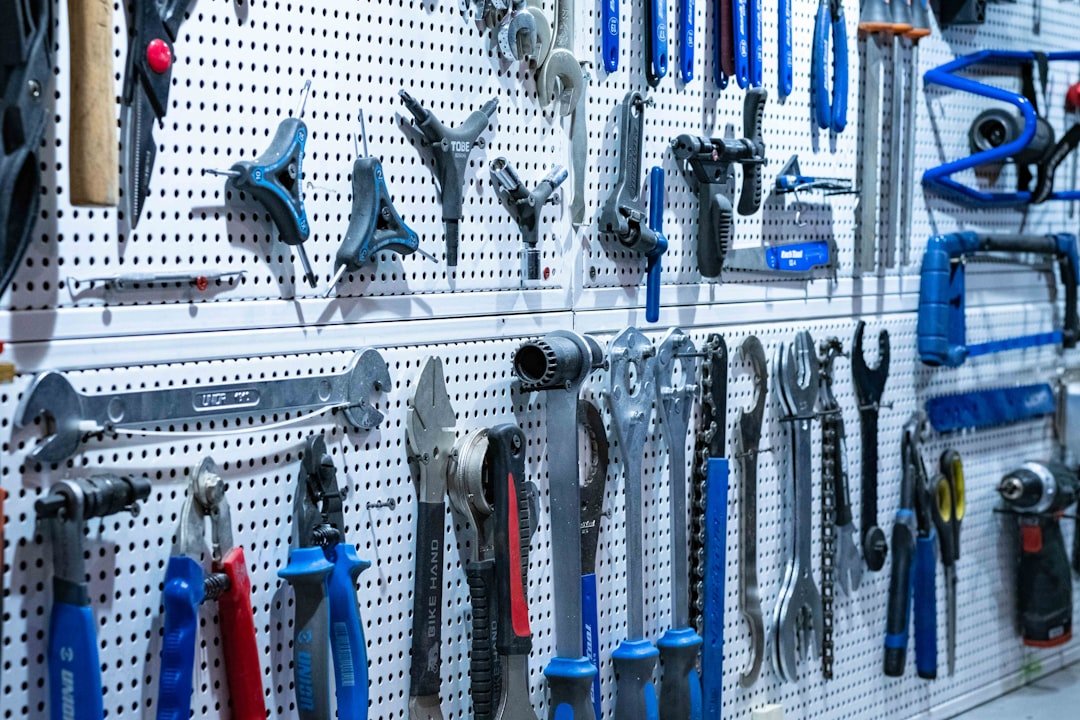 a-bunch-of-tools-hanging-on-a-wall-cl7shal6888
